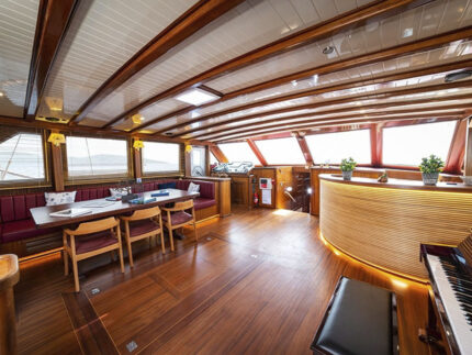 Naviga Yachting l Queen Of Datça Hırvatistan Tekne Turları