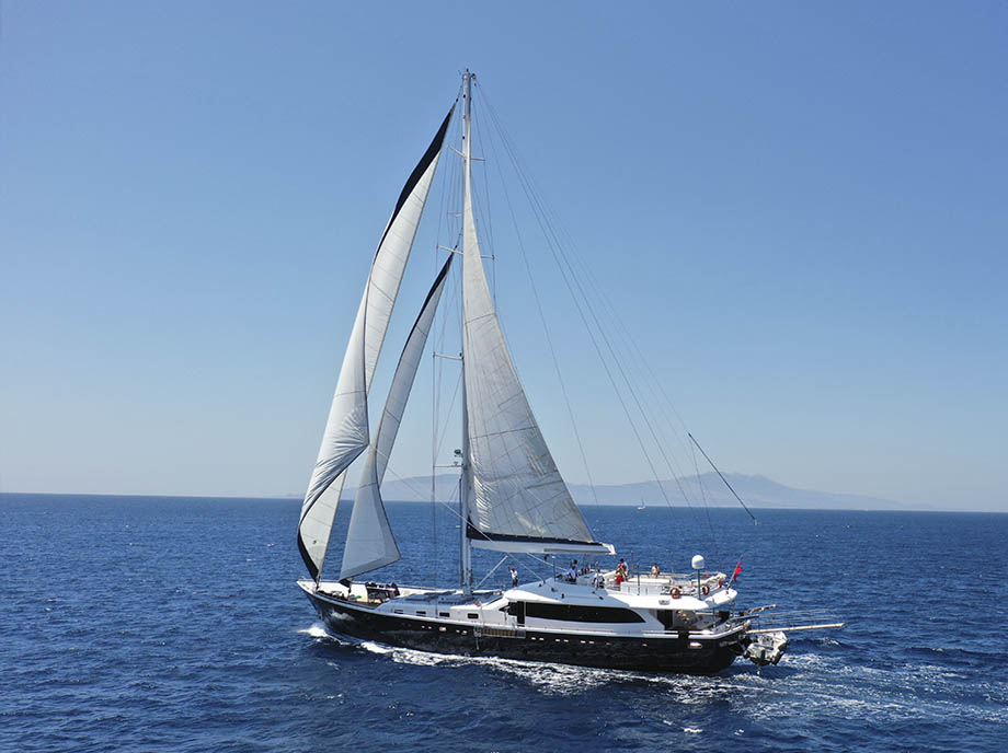 Naviga Yachting Gulet Charter Bodrum l Gulet Gulmaria